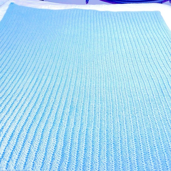 Hand Knitted by owner. Cozy Blue Knit Throw Blanket